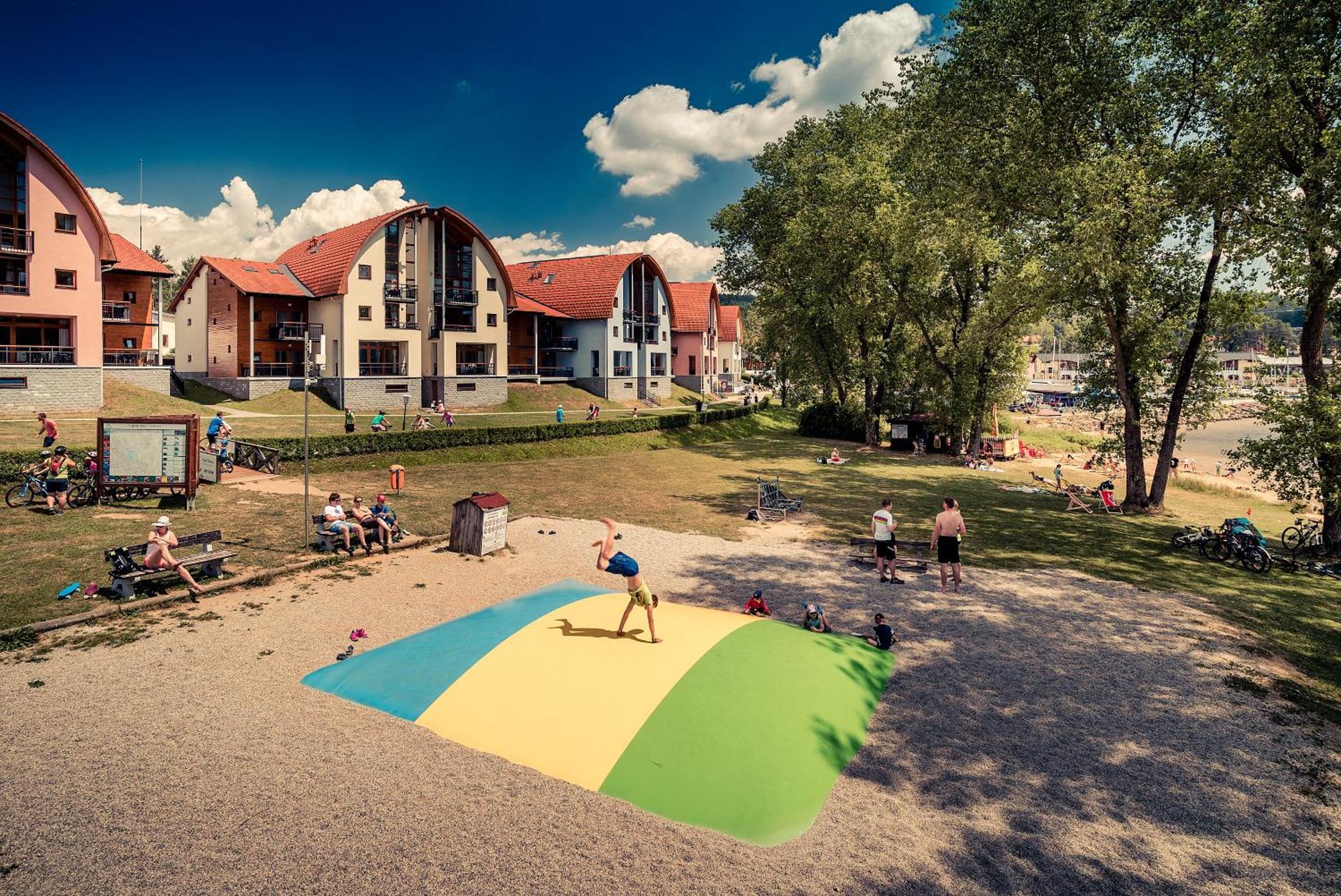 Appartement Landal Marina Lipno à Lipno nad Vltavou Extérieur photo